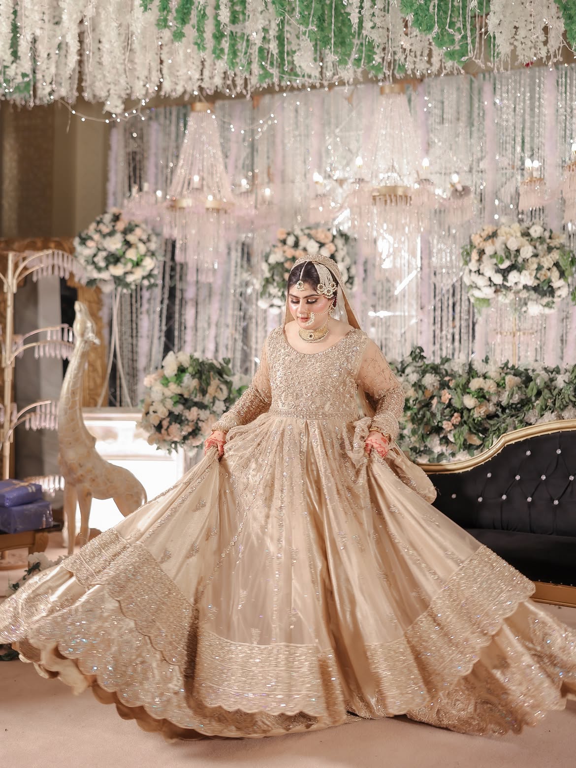 Naaz-e-Husn