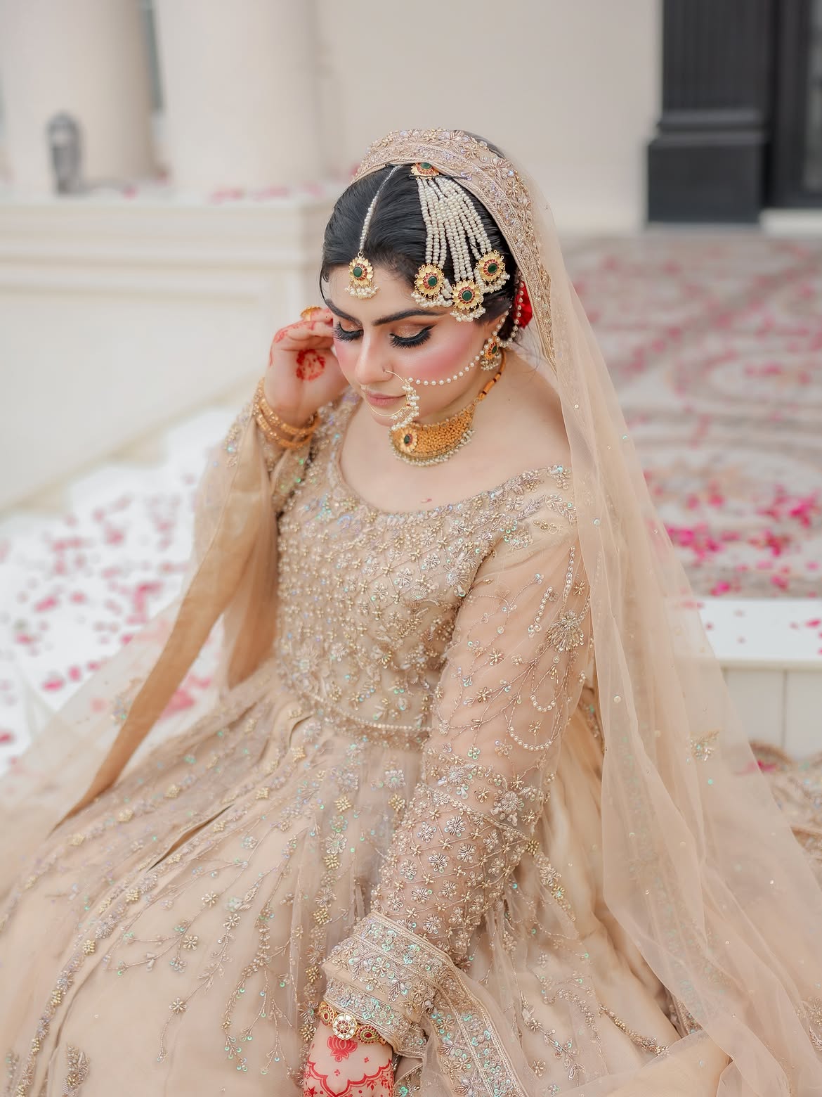 Naaz-e-Husn